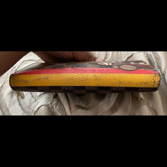 Louis Vuitton Ltd. Ed. Christmas Animation Evasion Collection Zippy Wallet - Picture 2 of 8